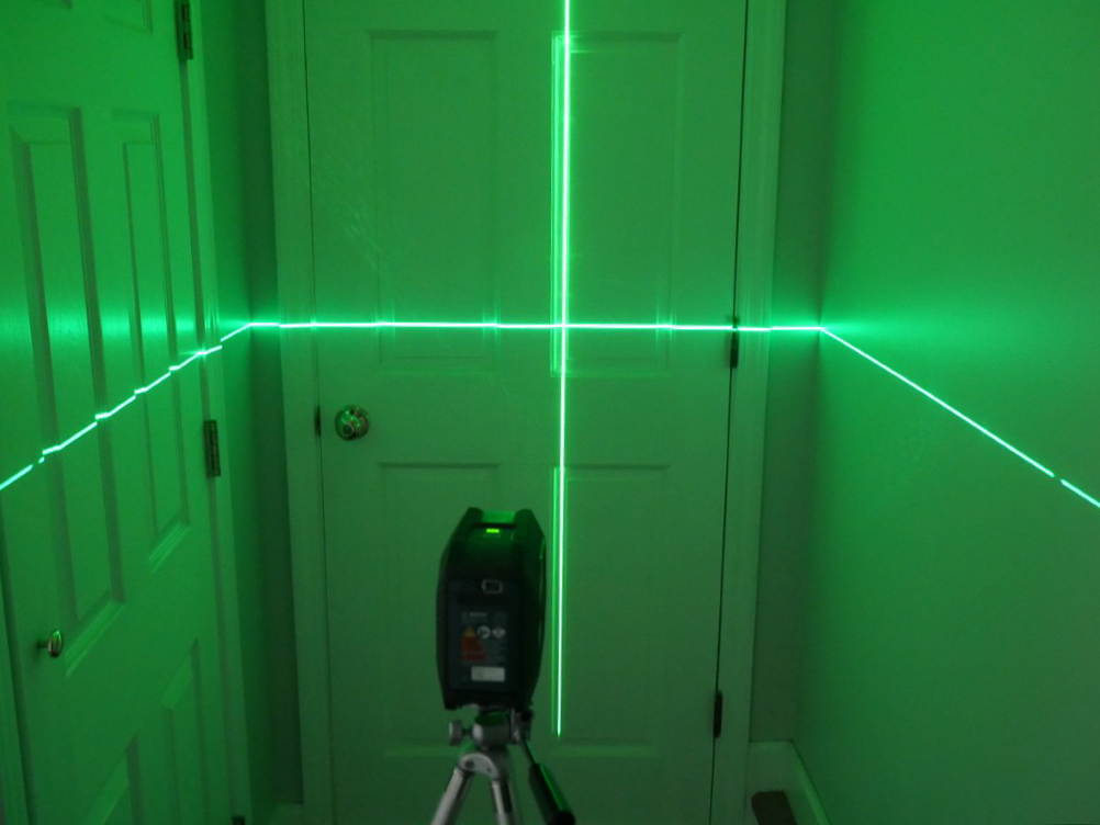 Bosch 100 ft. Cross-line laser