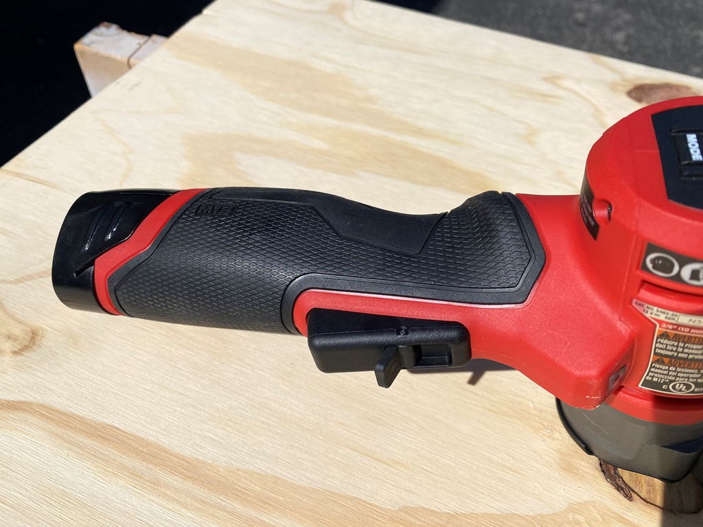 Milwaukee M12 Bandfile