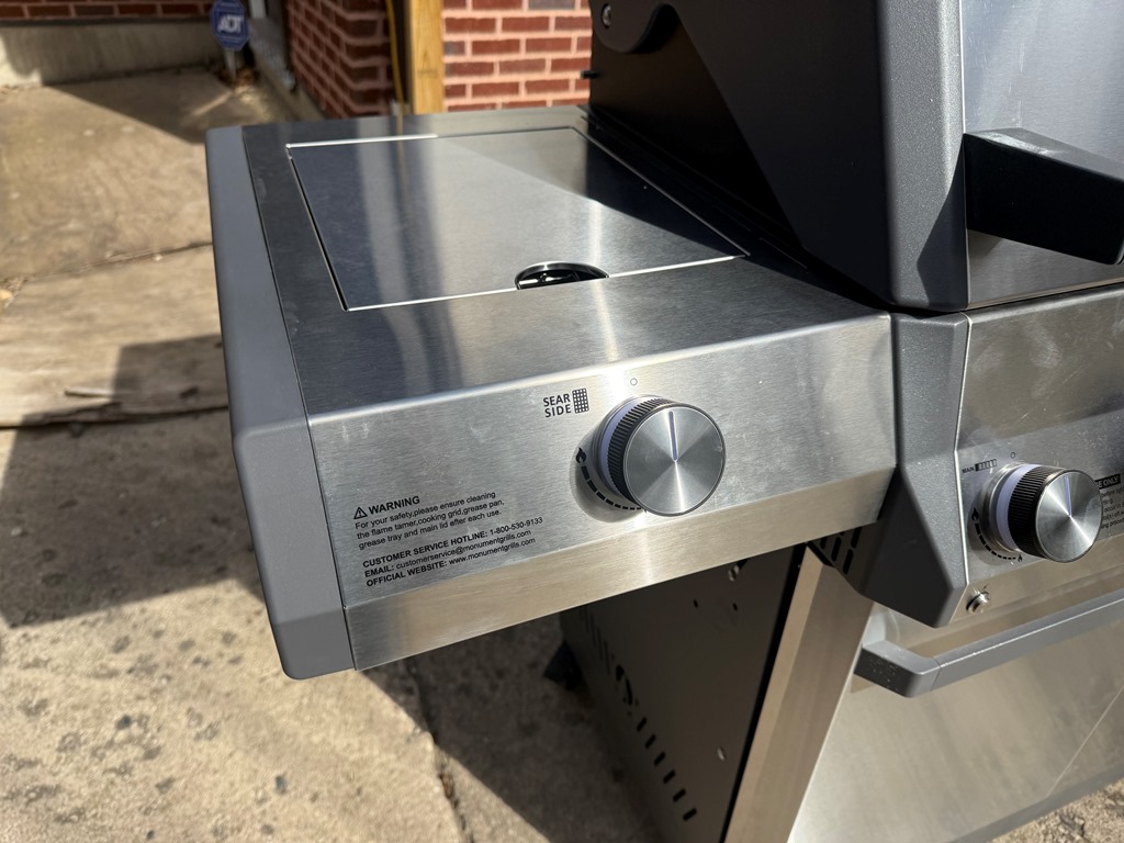 Monument Eminence 605