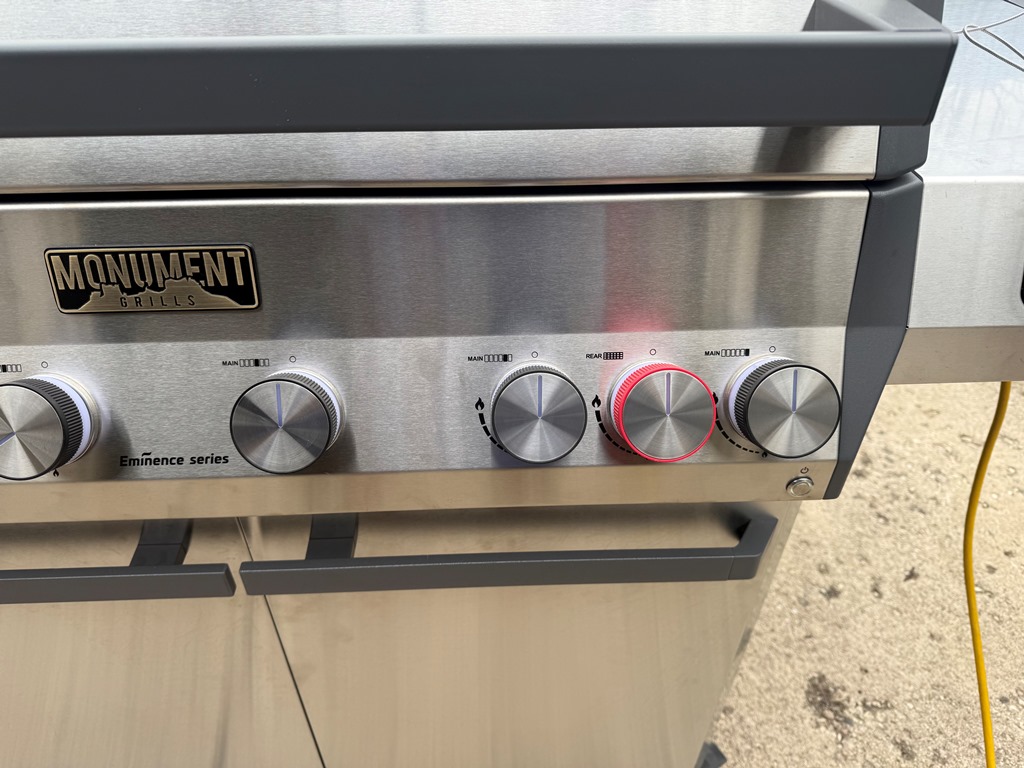 Monument Eminence 605