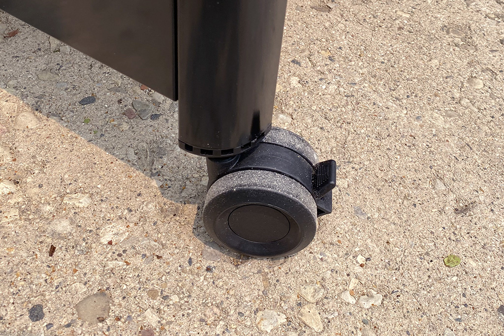 Weber Griddle locking castor wheels